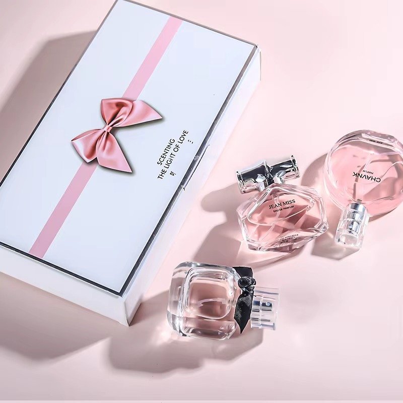 High-Quality Women's Perfume Wholesale Gift Box Long-Lasting Light Fragrance Set Choice for Ladies